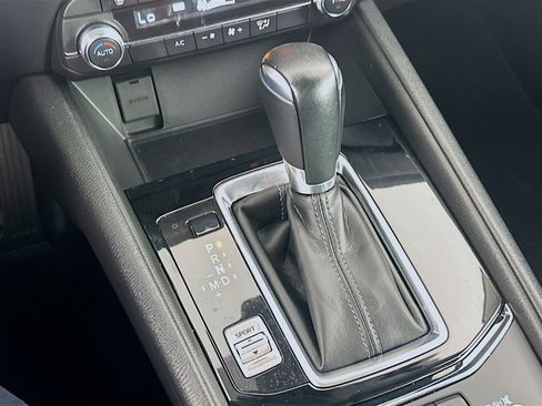 Used 2019 MAZDA CX-5 Touring image 25