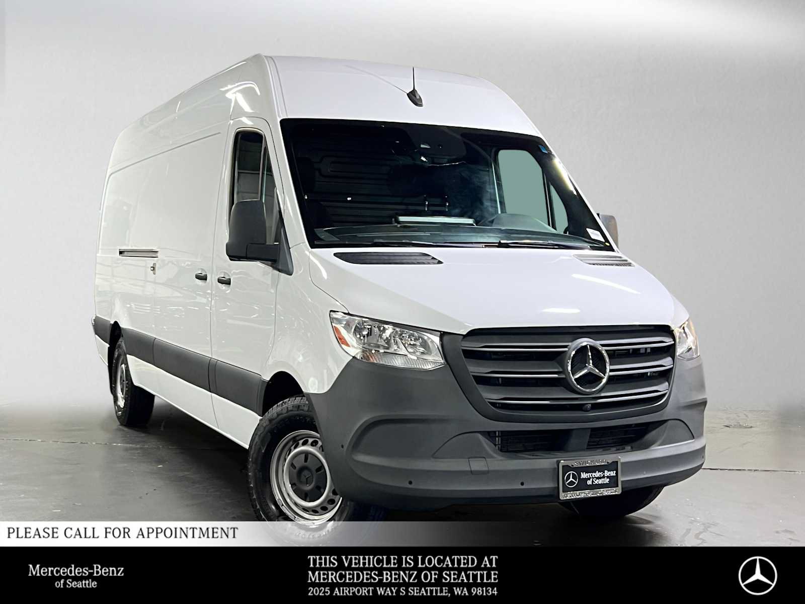 Used 2023 Mercedes-Benz Sprinter 2500 image 1