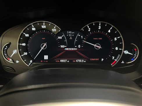 Used 2018 BMW M550i xDrive image 12