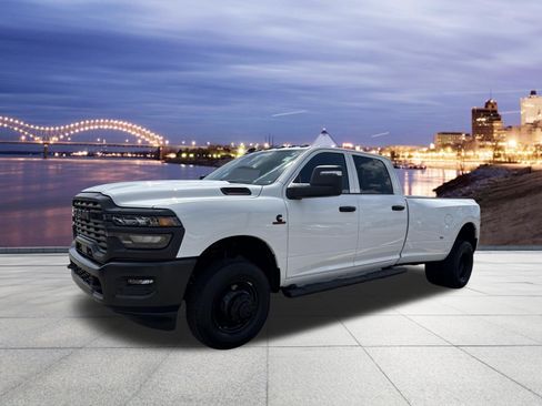 Used 2026 RAM 3500 Tradesman AWD/4WD image 1