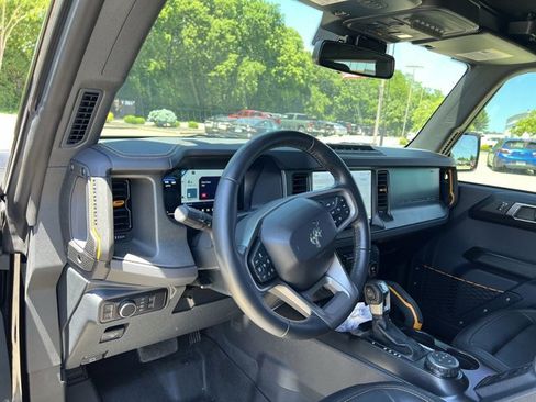 Used 2024 Ford Bronco Badlands AWD/4WD image 10
