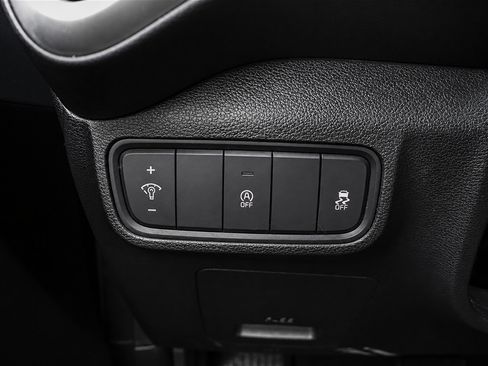 Used 2020 Kia Soul LX FWD image 28