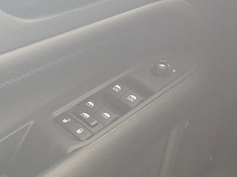 New 2026 Jeep Compass Latitude image 19