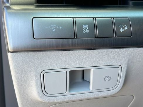 New 2026 Hyundai Kona SEL Premium image 25