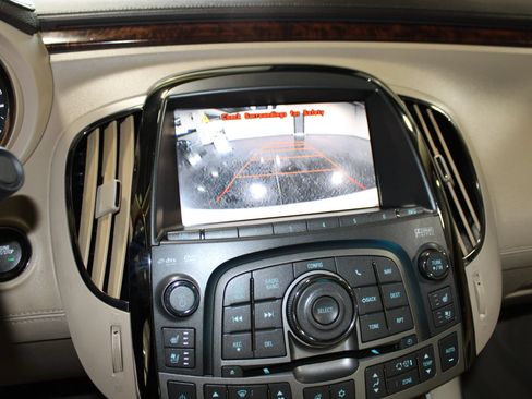 Used 2010 Buick LaCrosse CXL w/ Luxury Package FWD image 15