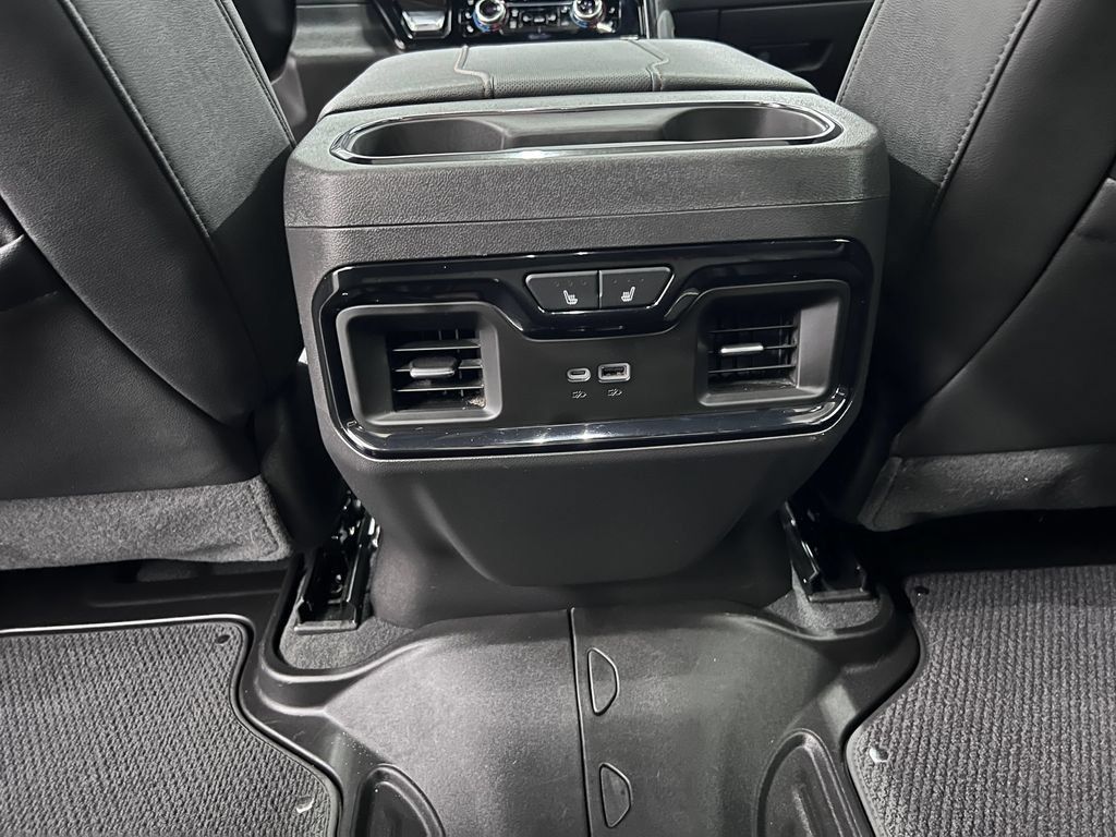 Used 2025 GMC Sierra 1500 AT4 w/ AT4 Premium Package AWD/4WD image 29