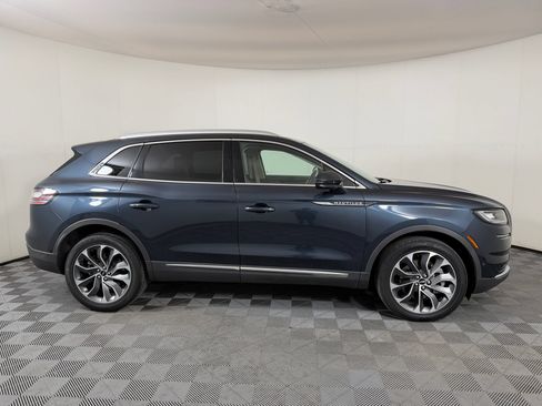 Used 2023 Lincoln Nautilus Reserve w/ Equipment Group 201A AWD/4WD image 9