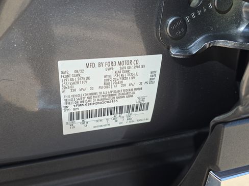 Used 2022 Ford Explorer XLT w/ Equipment Group 202A image 36