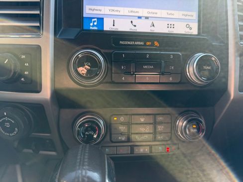 Used 2019 Ford F150 King Ranch w/ Equipment Group 601A Luxury AWD/4WD image 28