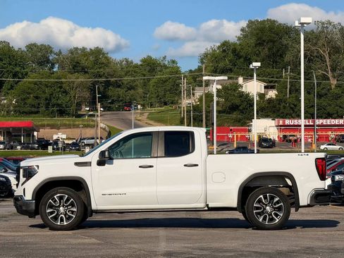 Used 2023 GMC Sierra 1500 Pro w/ Pro Value Package AWD/4WD image 5