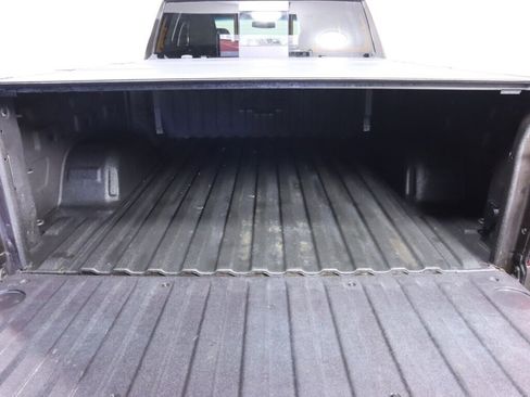 Used 2020 Chevrolet Silverado 1500 LTZ image 38