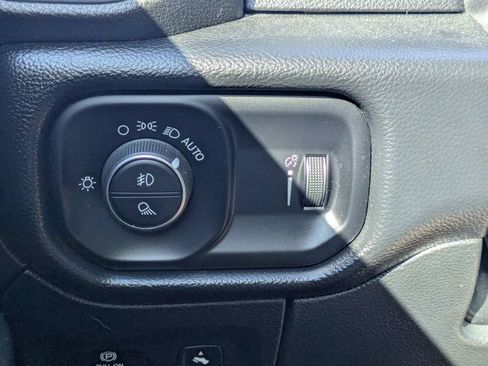 Used 2022 RAM 1500 Big Horn AWD/4WD image 26