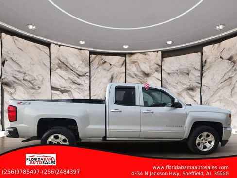 Used 2017 Chevrolet Silverado 1500 LT w/ All Star Edition AWD/4WD image 8