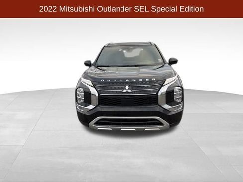 Used 2022 Mitsubishi Outlander SEL image 2