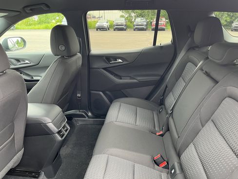 New 2026 Chevrolet Equinox LT image 33