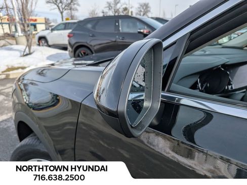 Used 2023 Buick Envision Essence image 42