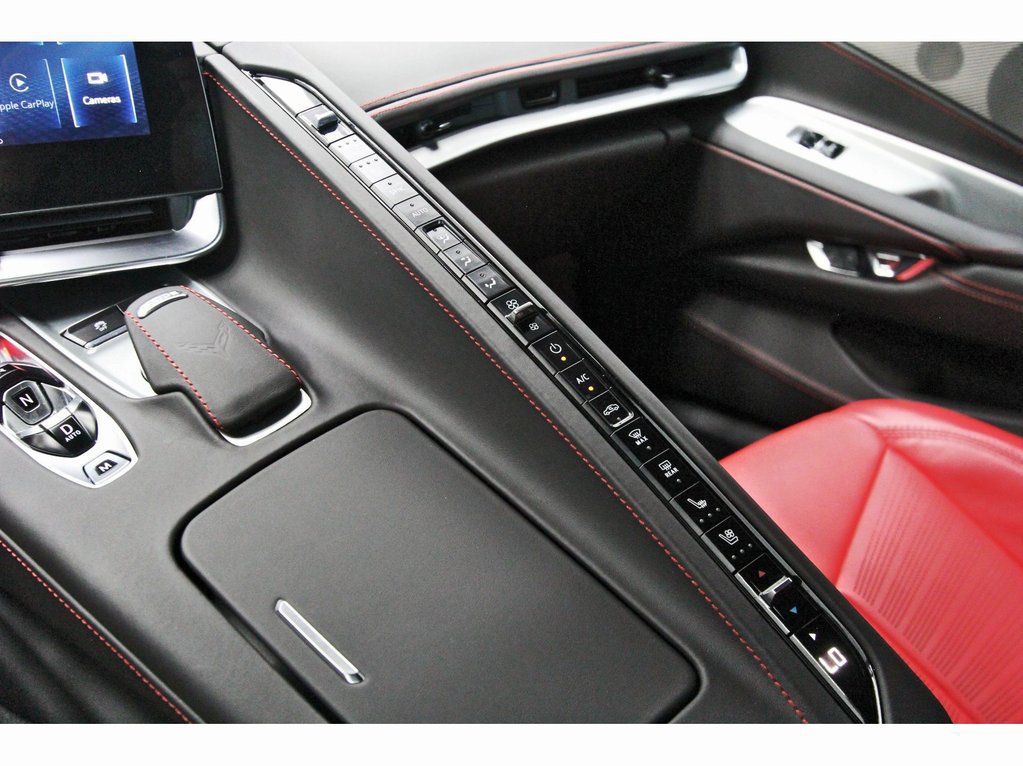 Used 2024 Chevrolet Corvette Z06 w/ Z07 Performance Package RWD image 22