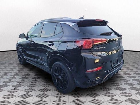 Used 2024 Buick Encore GX Sport Touring FWD image 4