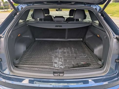 Used 2023 Volkswagen Atlas Cross Sport SE w/ Panoramic Sunroof Package FWD image 13