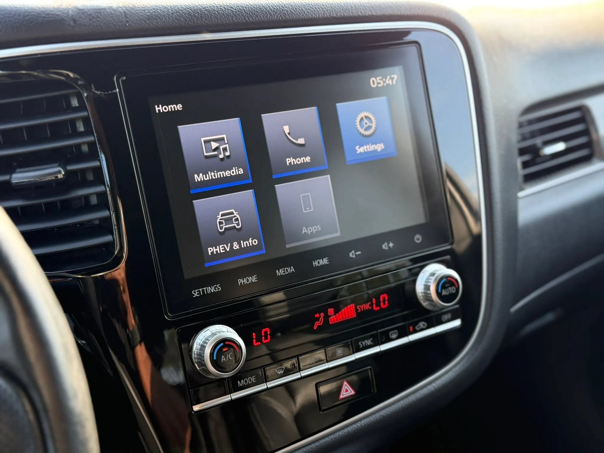 Used 2022 Mitsubishi Outlander GT AWD/4WD image 14