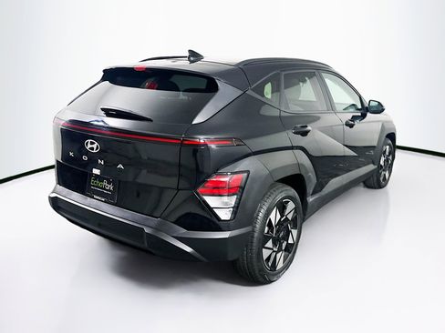 Used 2025 Hyundai Kona SEL image 9