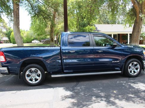 Used 2019 RAM 1500 Big Horn AWD/4WD image 3