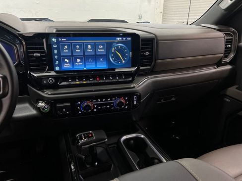 Used 2023 Chevrolet Silverado 1500 ZR2 w/ Technology Package AWD/4WD image 19