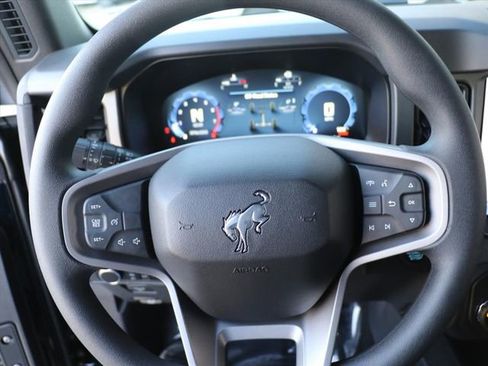New 2025 Ford Bronco 4-Door image 24