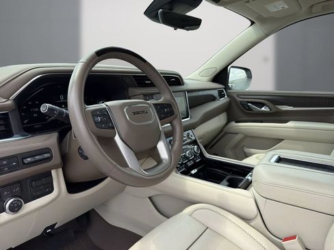 Certified 2024 GMC Yukon XL Denali w/ Advanced Technology Package AWD/4WD image 13