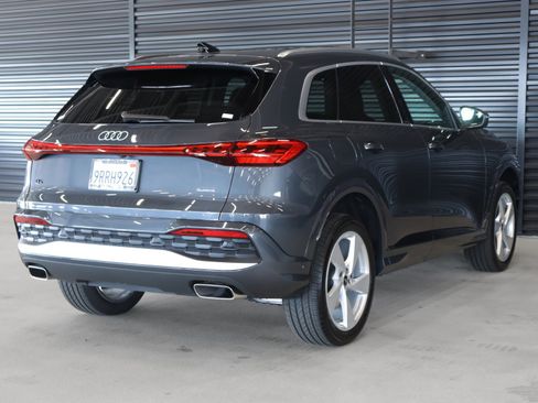 New 2025 Audi Q5 Premium Plus w/ Premium Plus AWD/4WD image 18