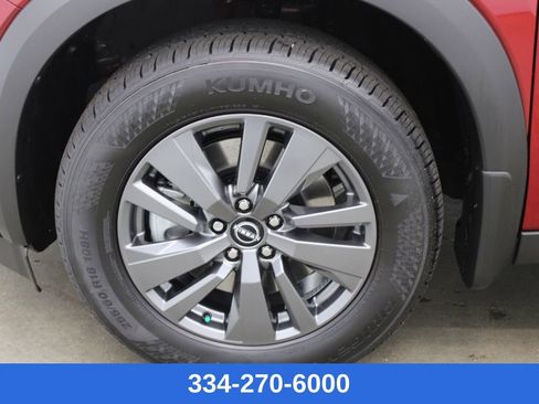 New 2026 Nissan Pathfinder SV image 25