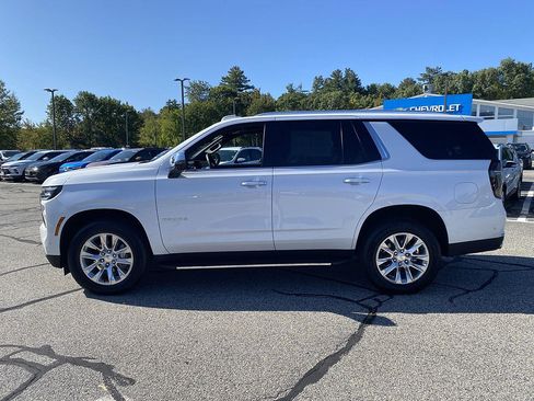 Used 2025 Chevrolet Tahoe Premier AWD/4WD image 4