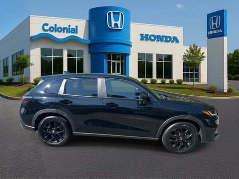 Used 2025 Honda HR-V Sport image 7