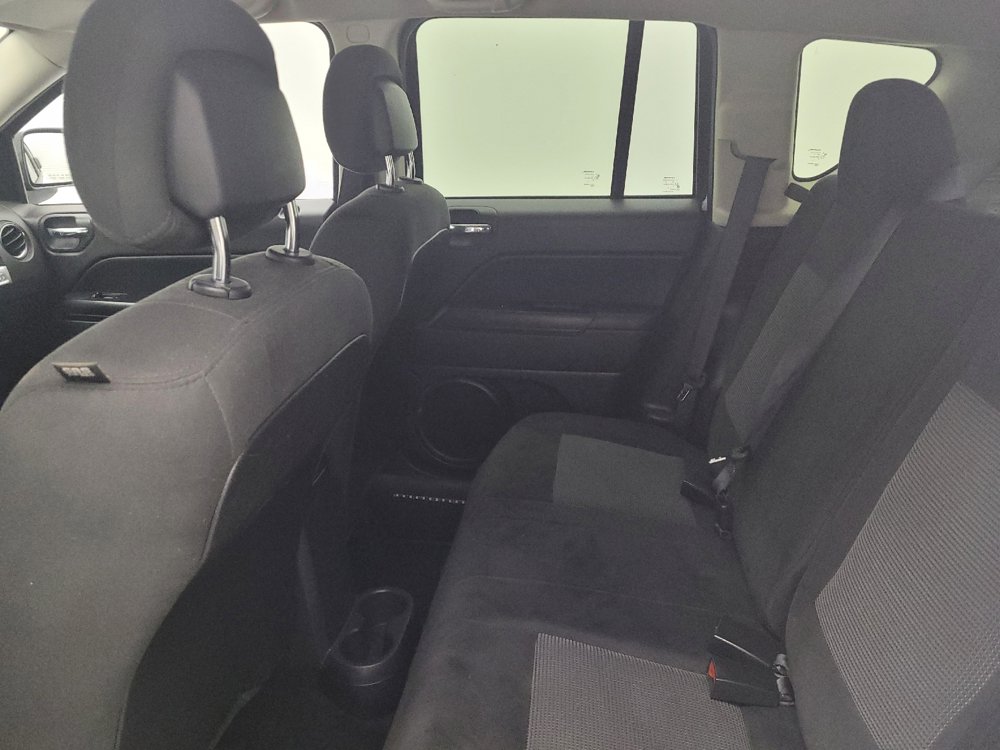 Used 2015 Jeep Compass Sport w/ Power Value Group FWD image 18