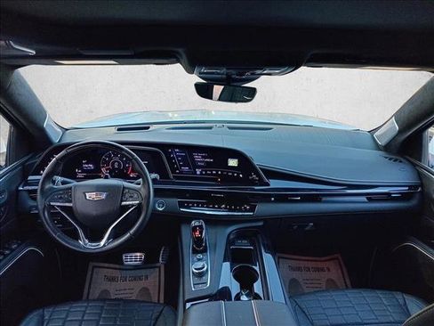 Used 2023 Cadillac Escalade V image 12