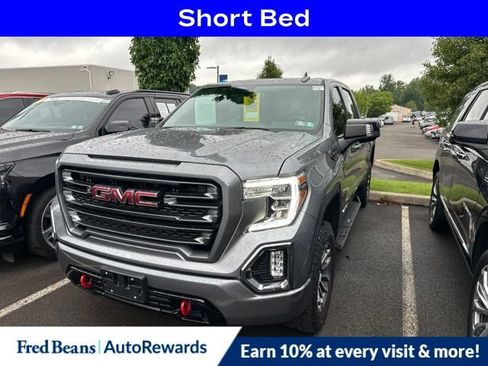 Used 2022 GMC Sierra 1500 AT4 w/ AT4 Preferred Package AWD/4WD image 3