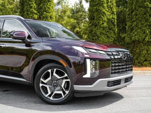 Used 2023 Hyundai Palisade Limited FWD image 7