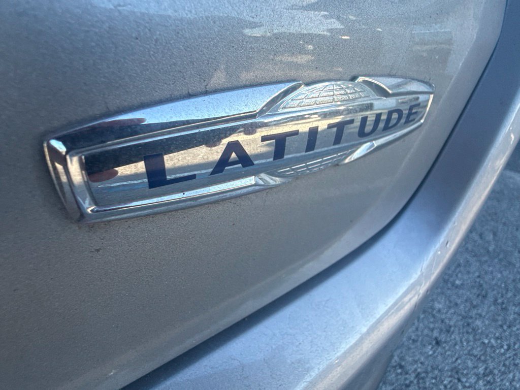 Used 2022 Jeep Compass Latitude AWD/4WD image 28