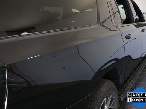 Used 2024 Chevrolet Suburban Z71 w/ Luxury Package image 7