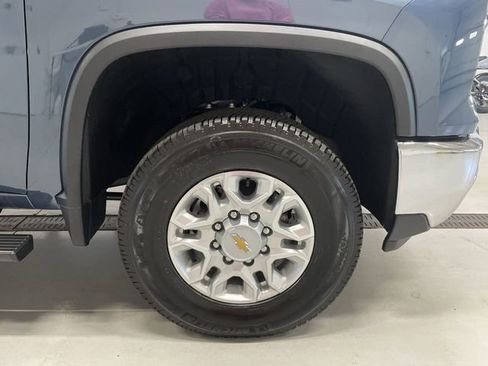 New 2025 Chevrolet Silverado 3500 LT w/ Safety Package image 14