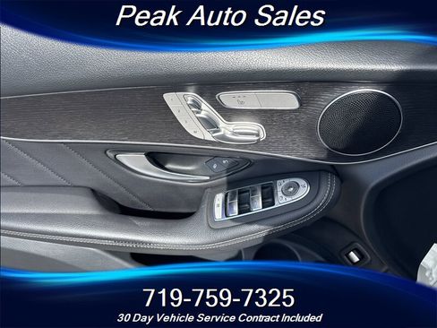 Used 2021 Mercedes-Benz GLC 300 4MATIC image 10