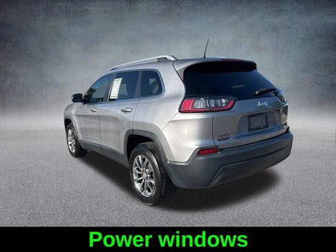 Used 2020 Jeep Cherokee Latitude Plus AWD/4WD image 7