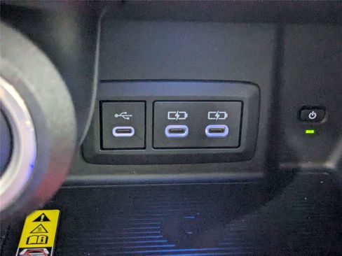Used 2023 Toyota Venza Limited AWD/4WD image 25