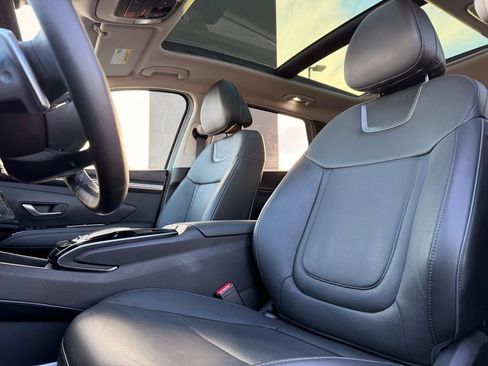 Used 2023 Hyundai Tucson Limited image 30