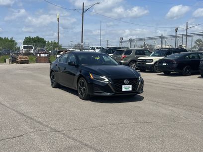 Used 2025 Nissan Altima 2.5 SR