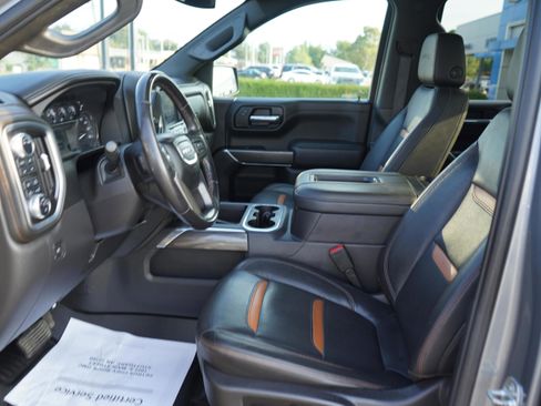 Used 2022 GMC Sierra 1500 AT4 w/ AT4 Premium Package image 10