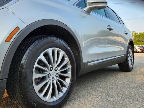 Used 2016 Lincoln MKX Select w/ Select Plus Package AWD/4WD image 8