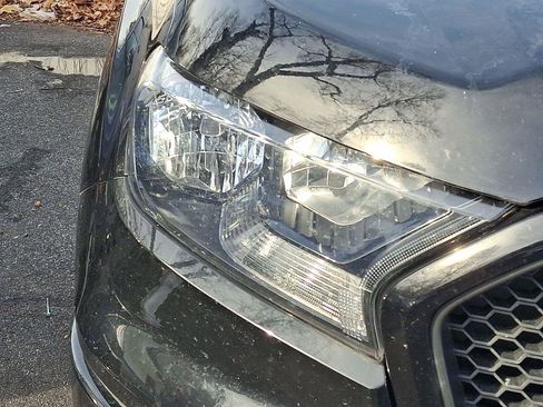 Used 2023 Ford Ranger XLT w/ Equipment Group 301A Mid image 10