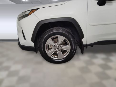 Used 2022 Toyota RAV4 XLE image 26
