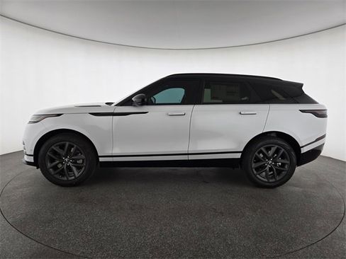 New 2026 Land Rover Range Rover Velar Dynamic SE image 6